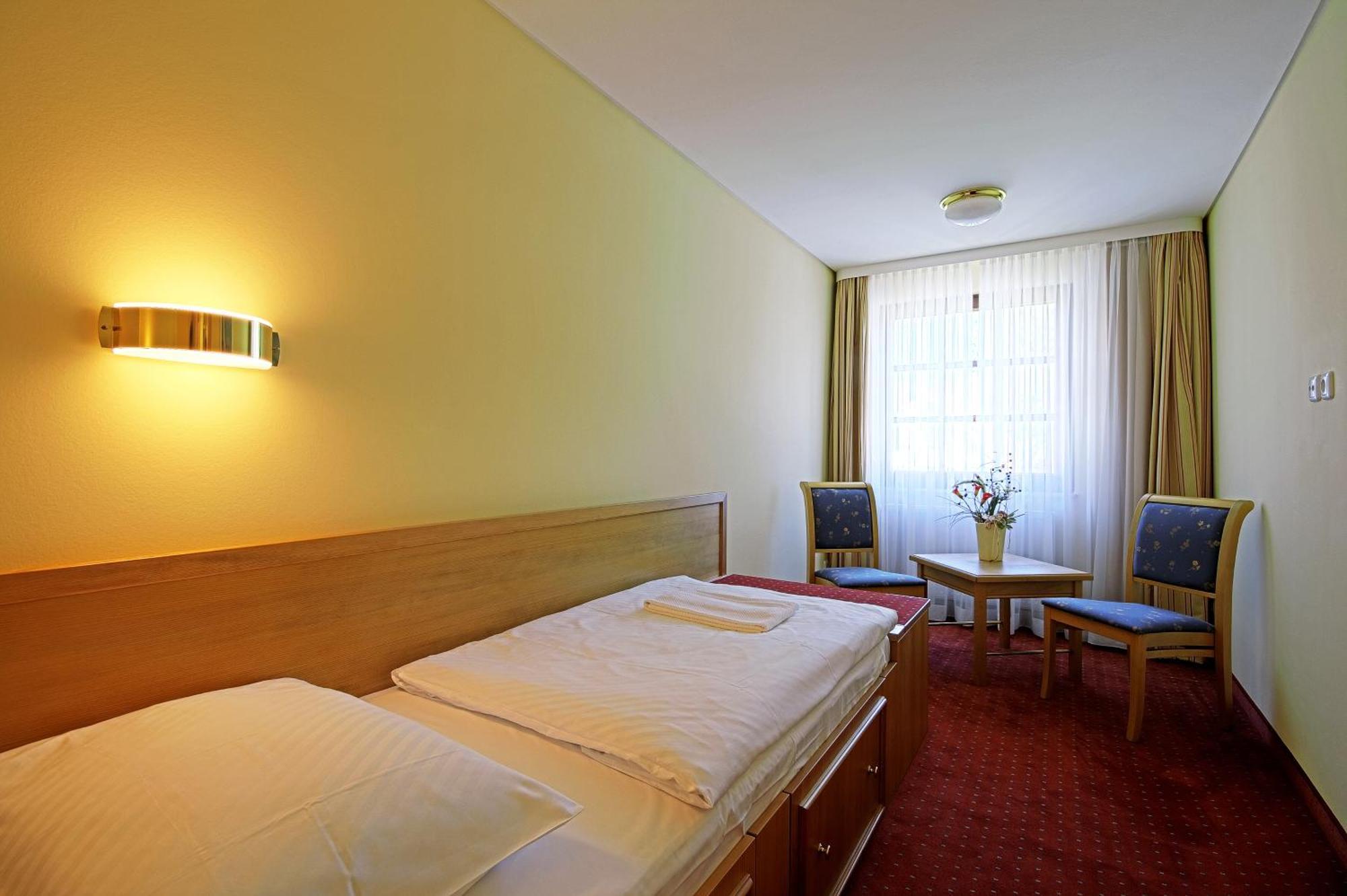 רוסטוק Ringhotel Warnemuender Hof מראה חיצוני תמונה