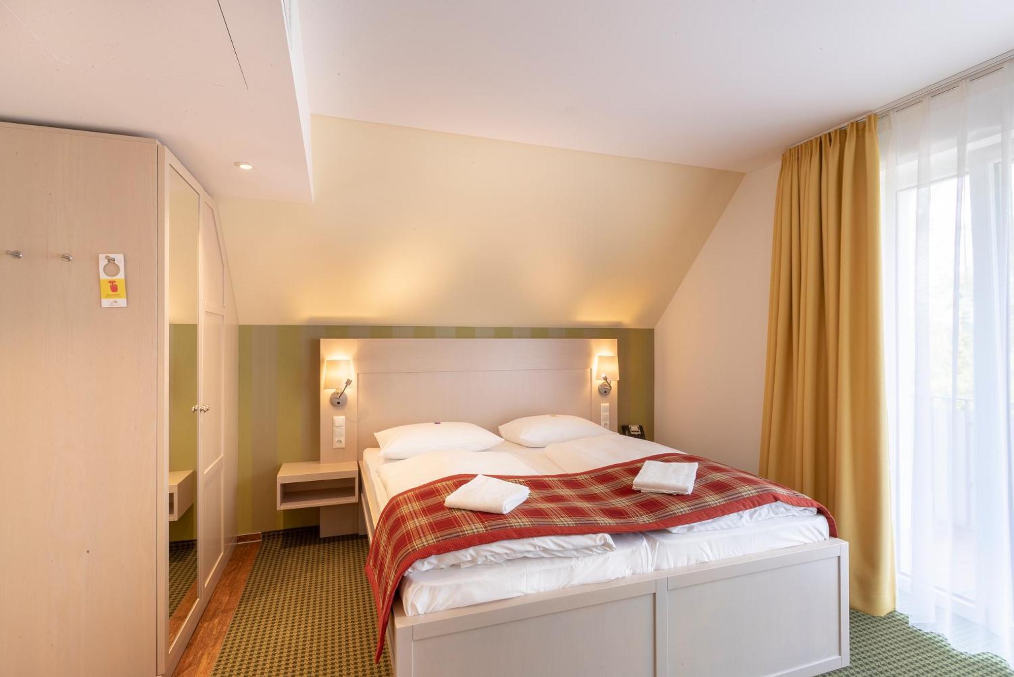 רוסטוק Ringhotel Warnemuender Hof מראה חיצוני תמונה