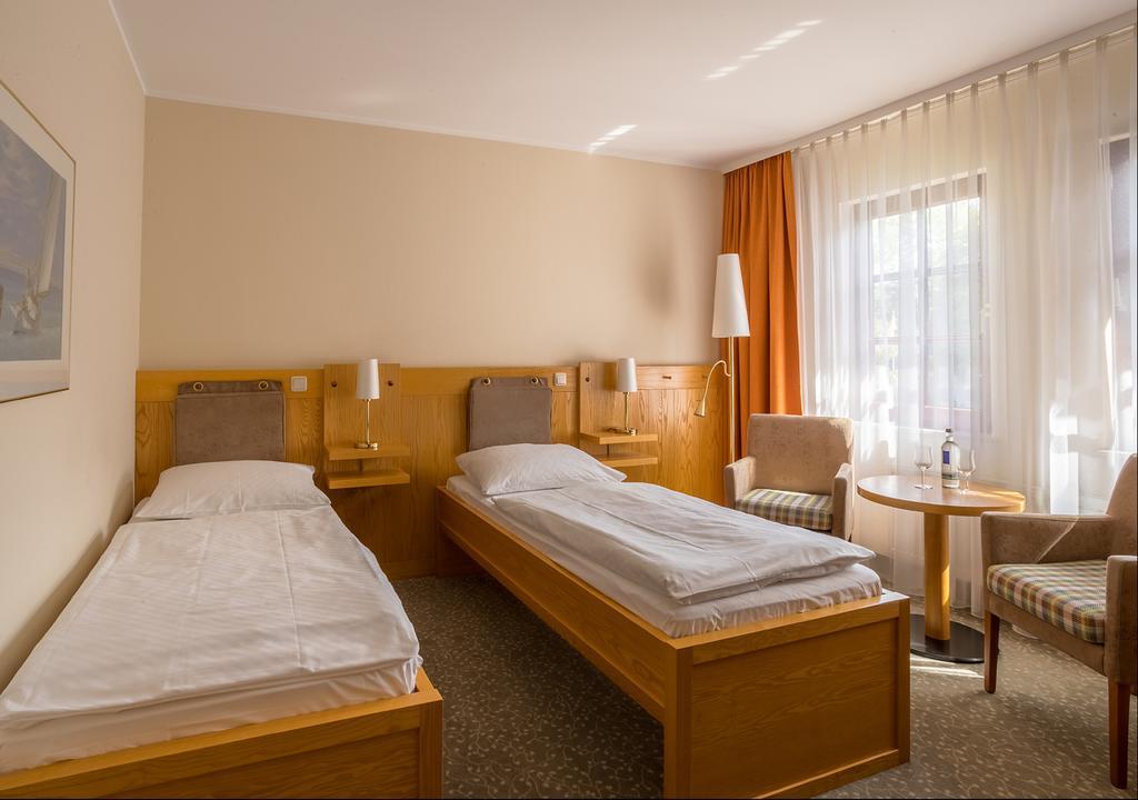 רוסטוק Ringhotel Warnemuender Hof מראה חיצוני תמונה